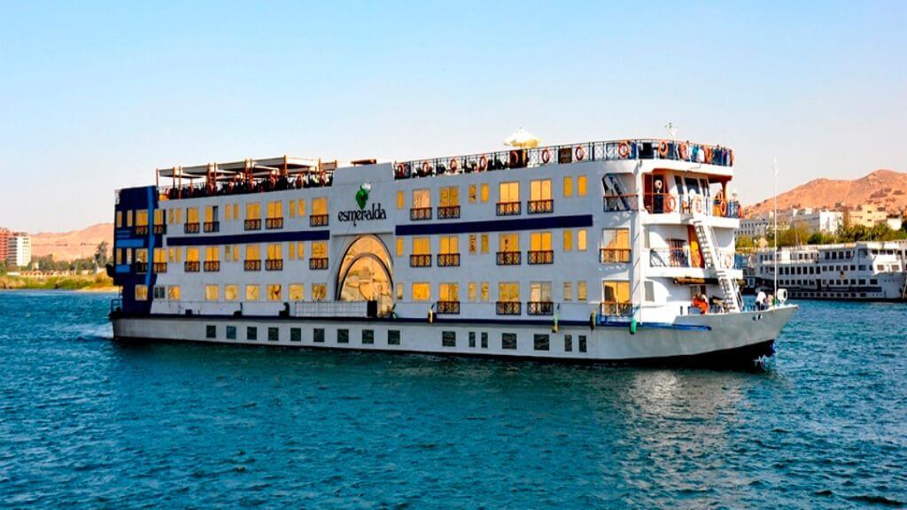 Lily Cruises 2 Days 1 Night