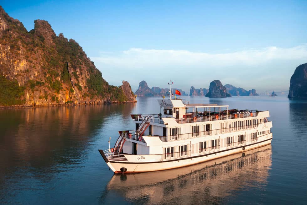 Lily Cruises 3 Days 2 Nights